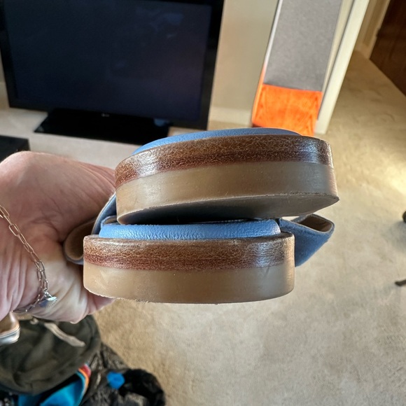 Stuart Weitzman Suede Lyla Flat Sandal - Picture 11 of 11